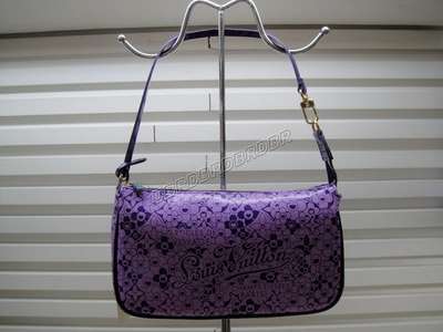 Louis Vuitton M93166 purple