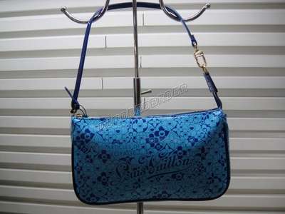 Louis Vuitton M93166 blue