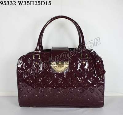 Louis Vuitton M95332 purple