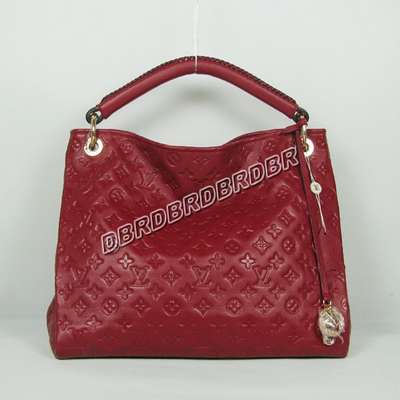 Louis Vuitton M93449 hong