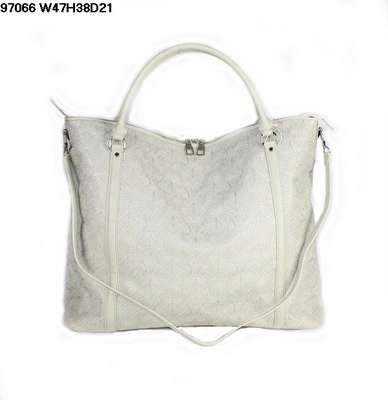 Louis Vuitton 97066 beige white