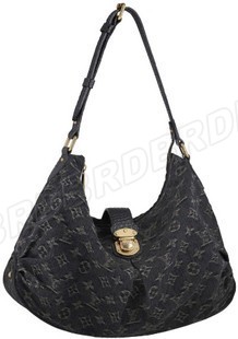 Louis Vuitton M95583 black