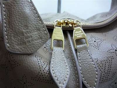 discount louis vuitton handbags monogram mahina m93987 gray wholesale